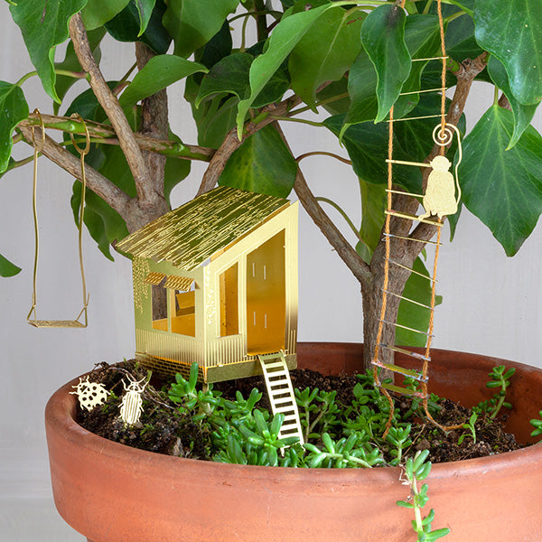 Tiny Treehouse - mini messing boomhutje voor je plant